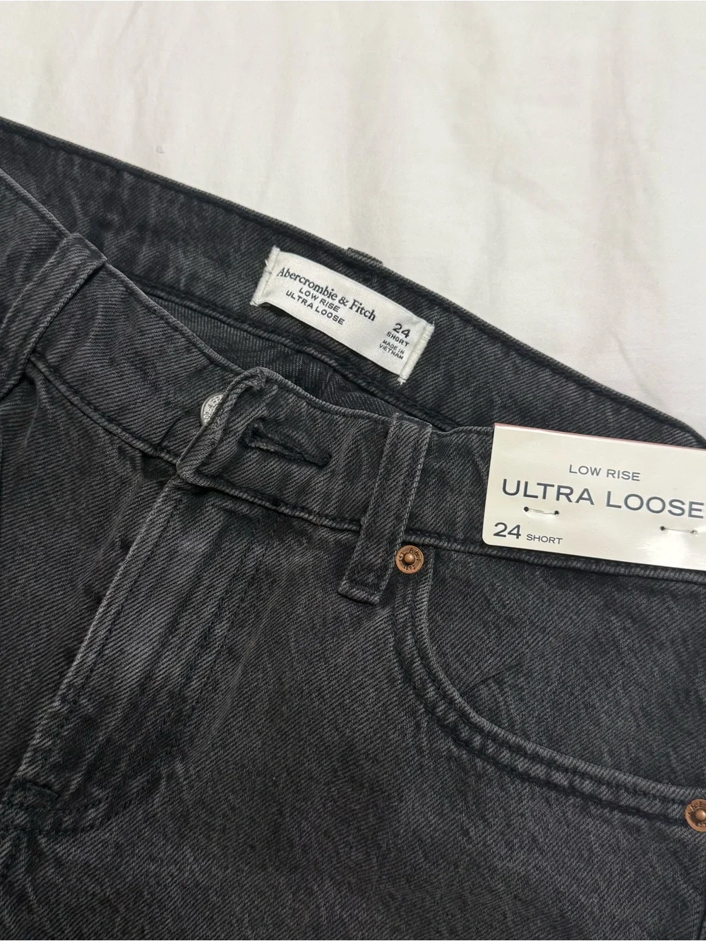Abercrombie Low Rise Ultra Loose Women's Wide Leg Jeans - Black